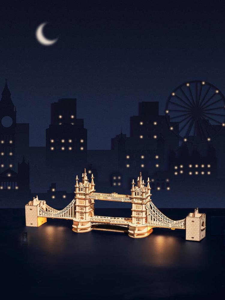 Animated Decorations | Tower Bridge DIY Model Kit Animated Decorations Animated Decorations