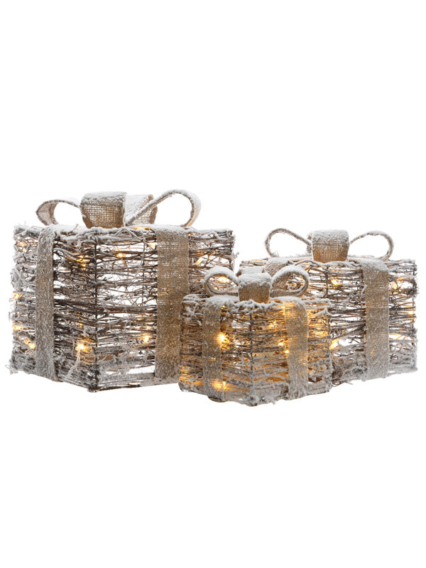 Lit Christmas Parcels | Set of 3 LED Rattan Gift Parcels with Snow Indoor Christmas Lights Lit Christmas Parcels