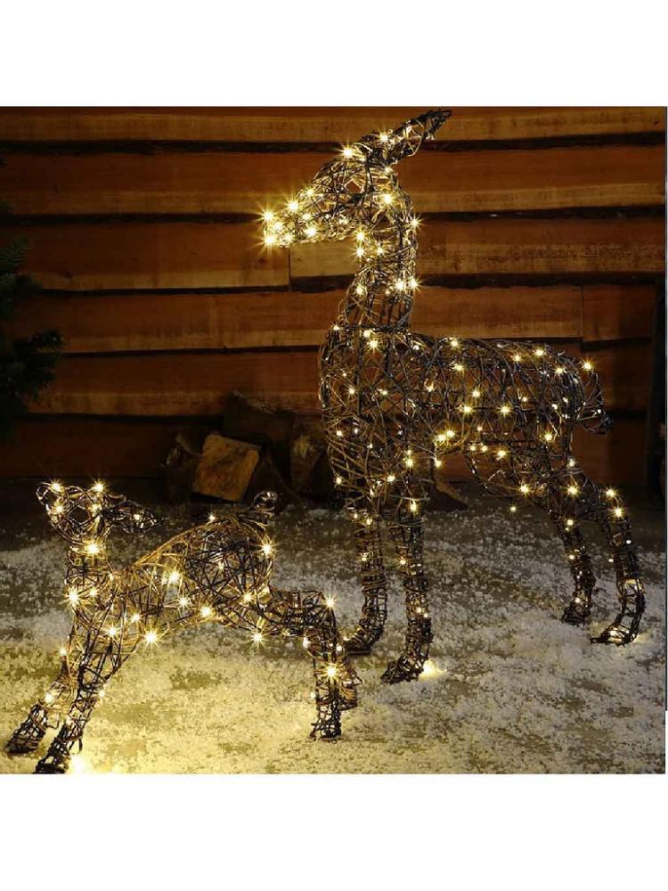 Outdoor Christmas Reindeers | 1M Warm White Standing Wicker Mum And Baby Deer Outdoor Christmas Lights Outdoor Christmas Reindeers